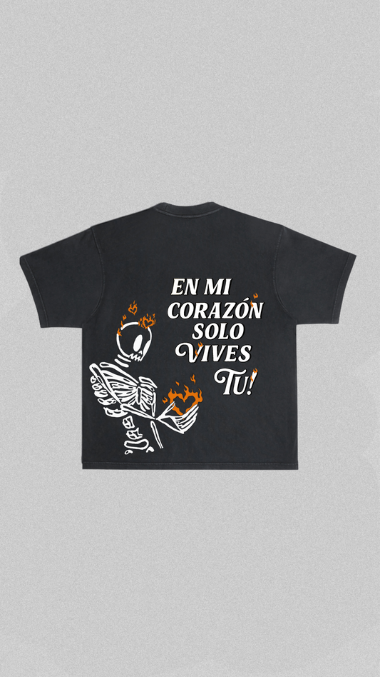 EN MI CORAZON T SHIRT - BLACK