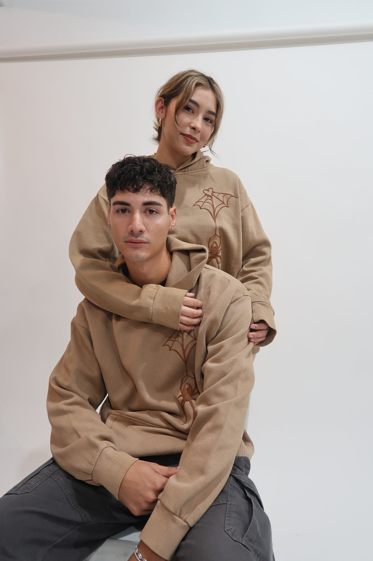 HASTA LA MUERTE HOODIE - CREAM
